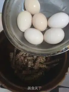 Make Scrambled eggs step 3