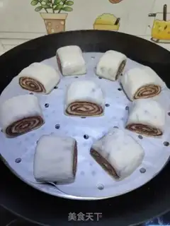 Make Doudou rolls step 9