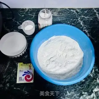 Make Spray rolls step 0