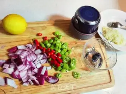 Make Lemon pickled prawn step 3