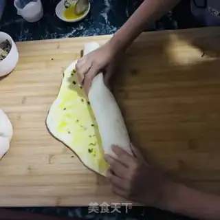 Make Spray rolls step 7