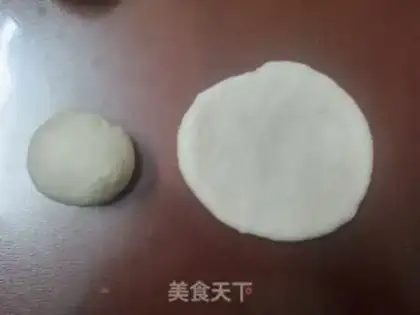 Make Double-coloured buns step 3