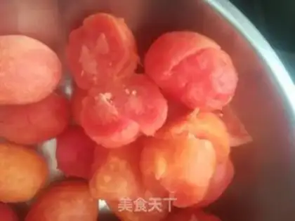 Make Homemade tomato sauce step 3