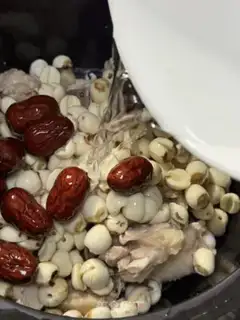 Make A potion chicken soup step 5