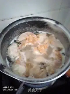 Make Crayfish soup step 3