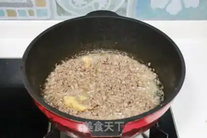 Make Steamplant beef noodles step 3