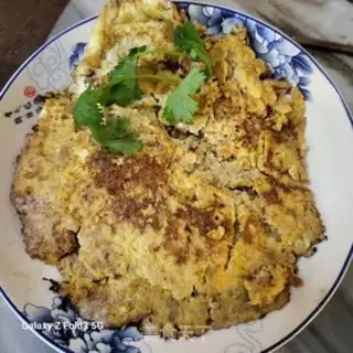 Make Roach, radish, fried eggs step 3