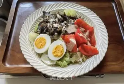 Make Sea cucumber egg salad step 8