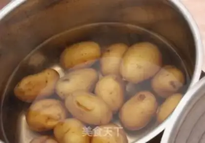 Make Air frying pot, potatoes step 1