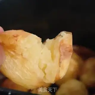 Make Air frying pot, potatoes step 4