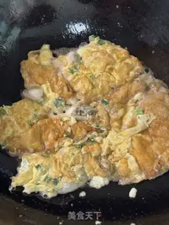 Make Fried eggs step 6