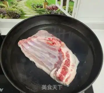 Make Red lamb chops step 1
