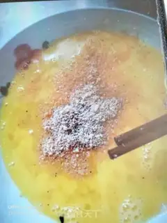 Make Spinach egg soup step 1