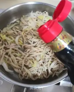 Make The doll food is fried with a thousand silks step 5