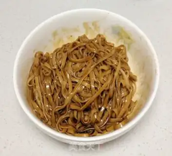Make Onion noodles step 2