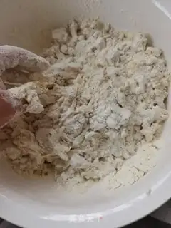 Make Pumpkin rolls step 3