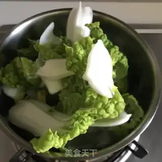 Make Pepper eggs, low-fat step 2