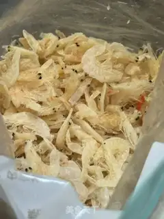 Make Shrimp skin radish step 2