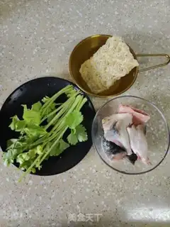 Make Powdered fish bones step 0
