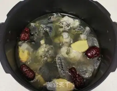 Make Clear the rooster step 3