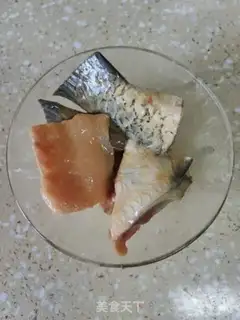 Make Powdered fish bones step 1