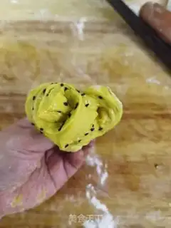 Make Pumpkin rolls step 13