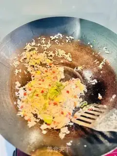 Make Scrambled egg fried rice step 4