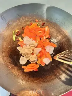 Make Carrot, white wood, fried eggs step 2
