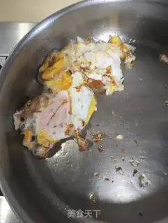 Make Fried egg radish soup step 0