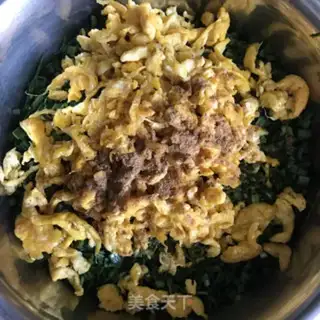 Make All-eat eggs, garlic steam step 2