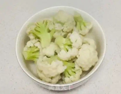 Make Carrots and cut flowers step 2