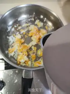 Make Eggs and potatoes step 3