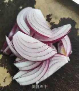 Make Onion fried liver step 1