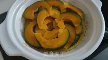Make Lily Pumpkin step 2