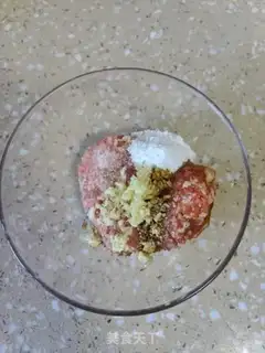 Make The meatloaf with the loaf step 7