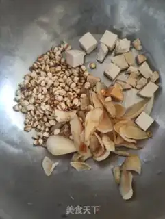 Make Lily
