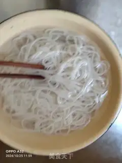 Make Beef sauce, rice line step 1