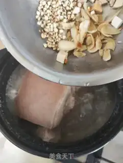 Make Lily