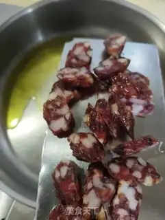 Make Wild mushroom fried sausage step 3