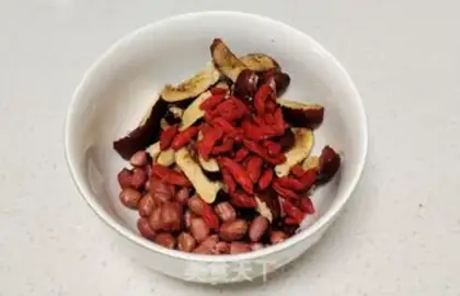 Make Make your own five red bean milk step 1