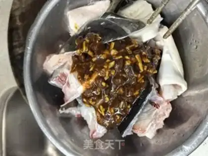 Make Fascinating fish head step 2