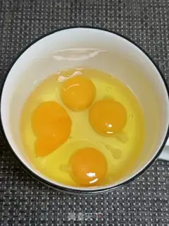 Make Dry beaks, steamed eggs step 2
