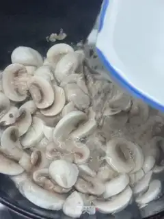 Make Snacks with gravy soup step 4