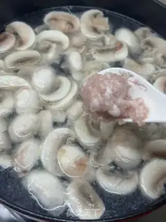 Make Snacks with gravy soup step 5
