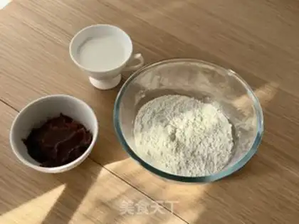 Make Milky bean saber cut the buns step 0