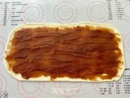 Make Milky bean saber cut the buns step 5