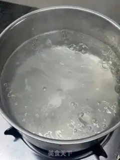 Make Milk oatmeal egg porridge step 3