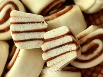 Make Milky bean saber cut the buns step 10