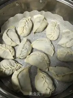 Make Seafood buns step 11