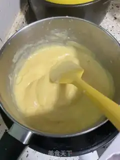 Make French strawberry cake step 6